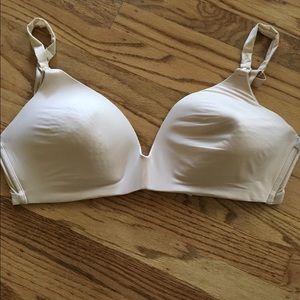 Nursing Bra 40D, gently used.