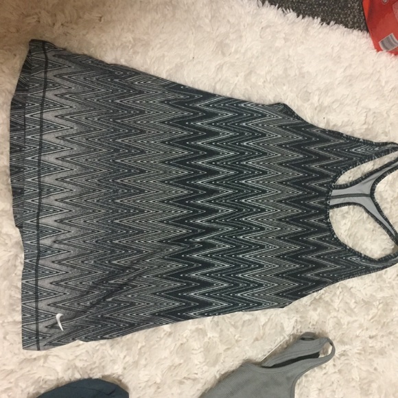 black and white chevron nike women's athletic top