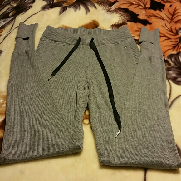 🤗🤗TRADED🤗🤗 Lululemon Savasana Sweater Pants - Picture 3 of 4