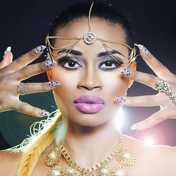 Meet your Posher, Regina