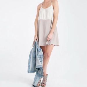 NWT COLOR BLOCK IVORY/GRAY DRESS