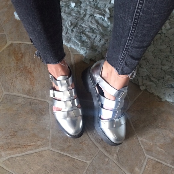 F21 Chrome Silver Platforms 🤘🏻🤖