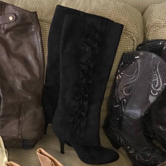 Footwear - Picture 3 of 4