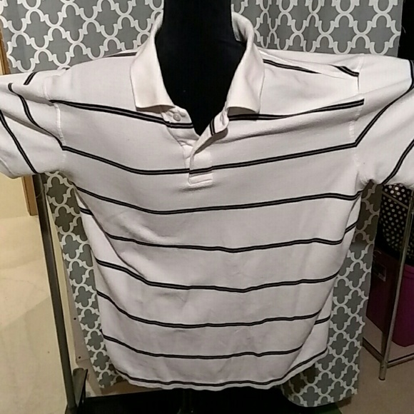 Short sleeve collared shirt