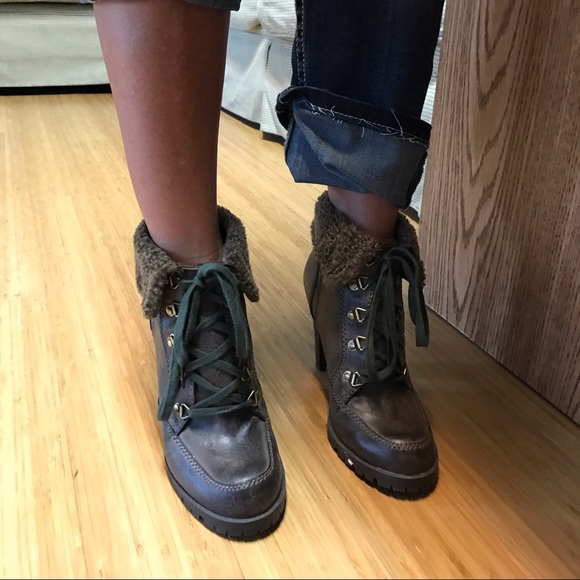 Footwear - Picture 3 of 3