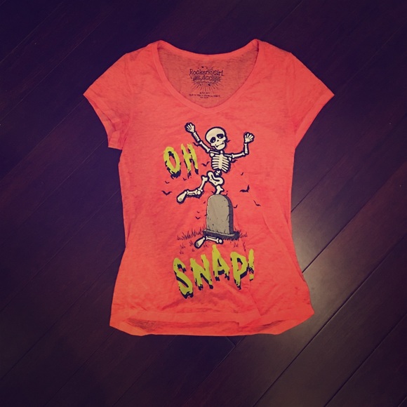 Halloween fitted tee size SM - Picture 1 of 1