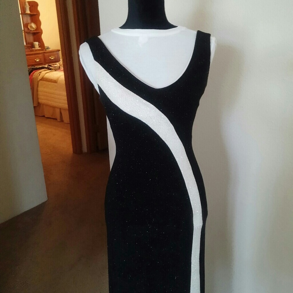 Evening Gown/Prom - Picture 4 of 5