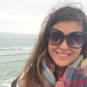 Meet your Posher, Courtney