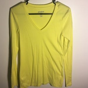 YELLOW BASIC LONG SLEEVE V NECK