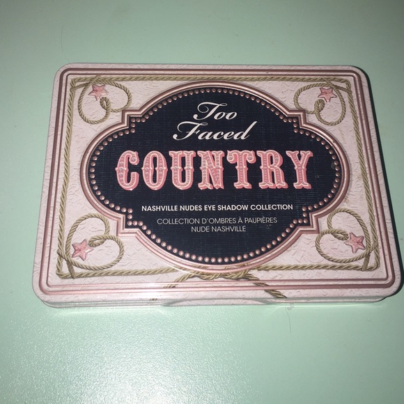 Too faced country palette
