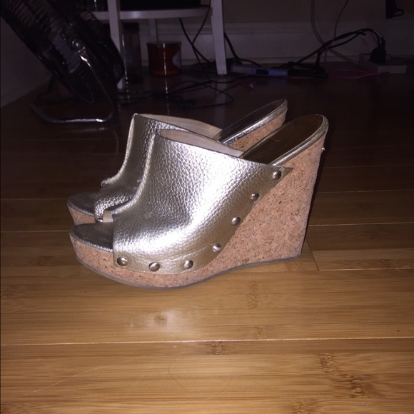 MK wedges