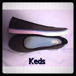 Keds Black Polka Dot Flats/Sneakers Sze 8.5