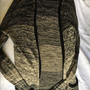 Marbled cardigan with pockets