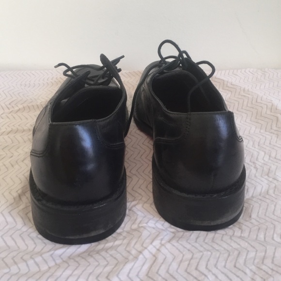 Cole Haan Black Calf Lace Up Oxfords