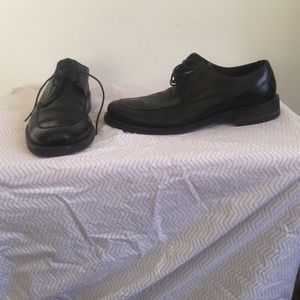 Cole Haan Black Calf Lace Up Oxfords