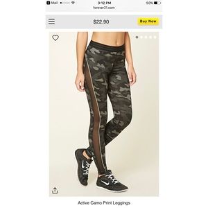 New Forever 21 Active camo print work out pants