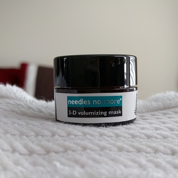 Dr. Brandt Needles No More 3-D Volumizing Mask