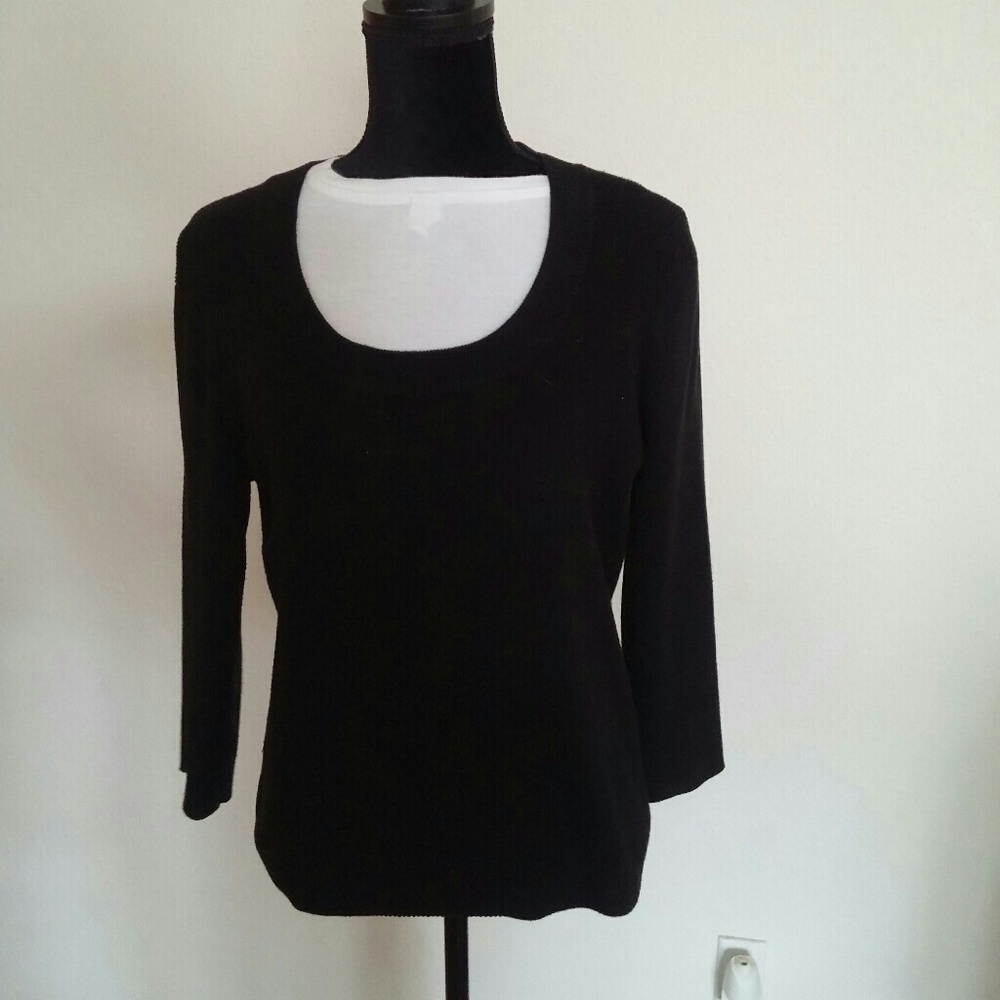 Scoop neck Sweater
