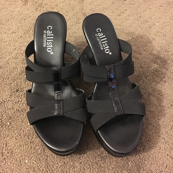 Black comfortable wedges