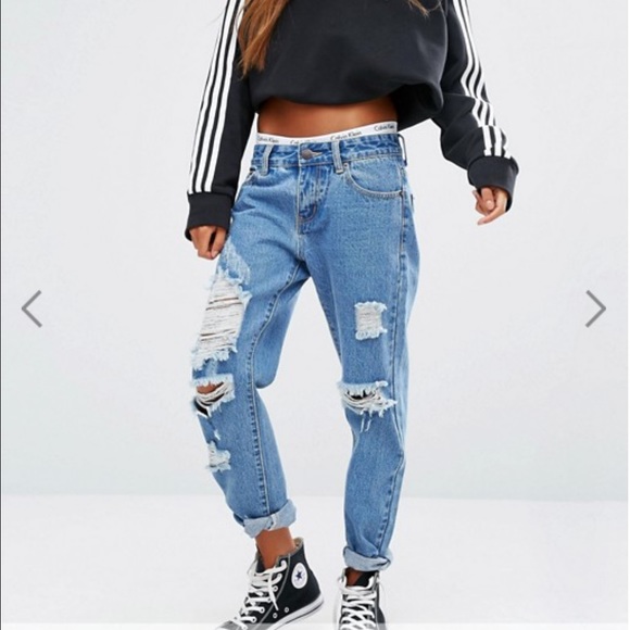 BNWT Liquor and Poker Distressed Boyfriend Jeans - Picture 1 of 4