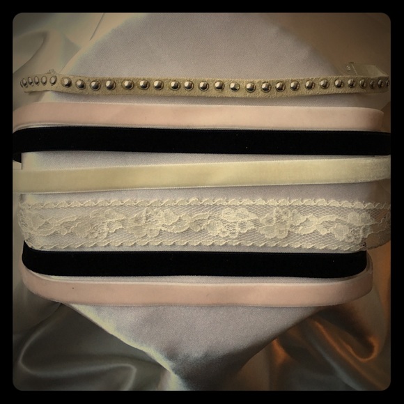 6 Handmade Quality Chokers