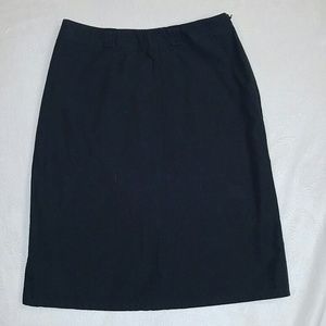Black Banana Republic pencil skirt