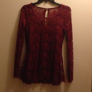Beautiful long sleeve lace shirt w matching tank