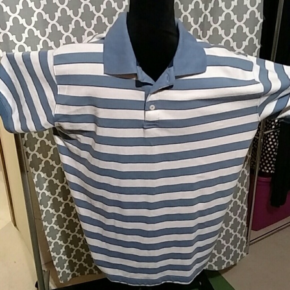 Short sleeve collared shirt