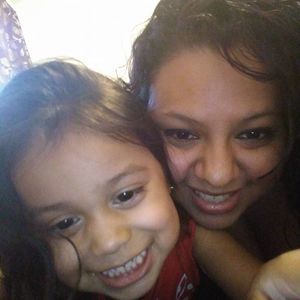 Meet your Posher, Anahi