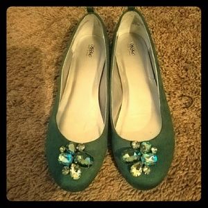 Green suede shoes only worn once