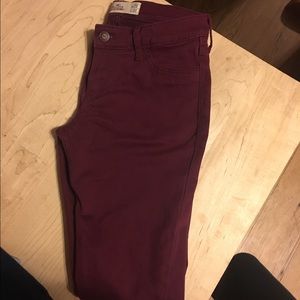 Maroon Hollister Super Skinny pants