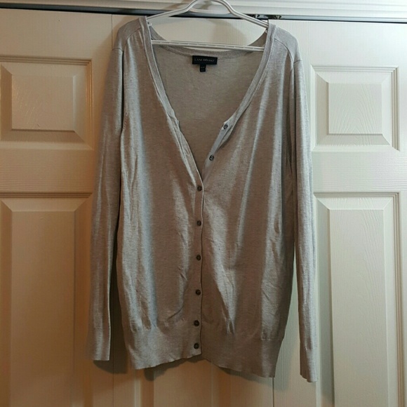 SALE !! 💥 Lane Bryant button up cardigan