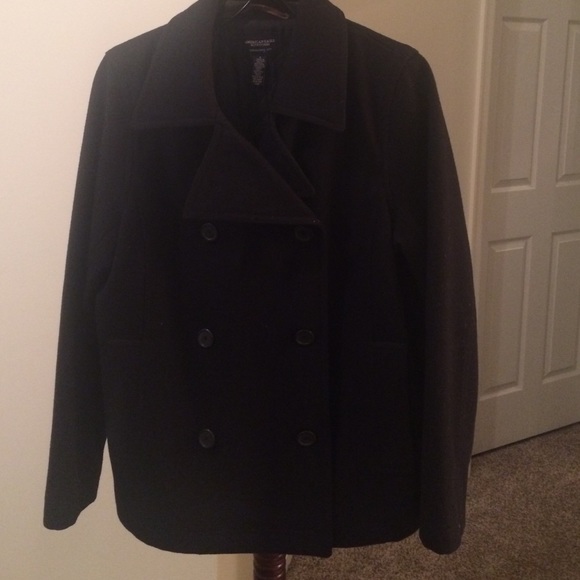 American Eagle size L navy pea coat
