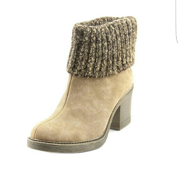 Brand new in box size 7 boot
