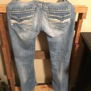 Buckle jeans