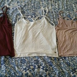 Bundle of 3 tanks