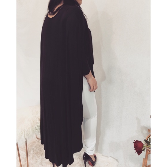 Tops - 🌸🌸🌸ONE DAY SALE! Black high low tunic top