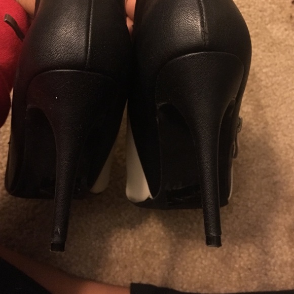 Booties - Picture 3 of 4