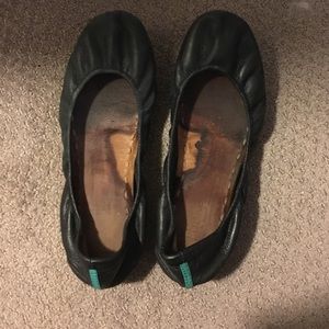 Black leather tieks