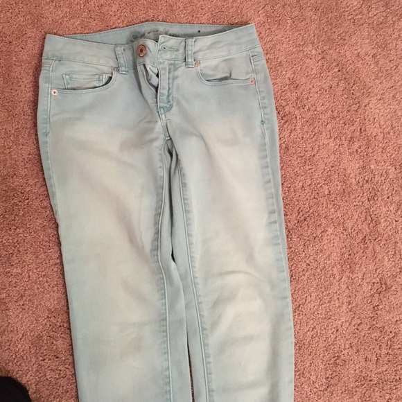 Light real blue AE jeans