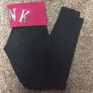 VS Pink yoga leggings!