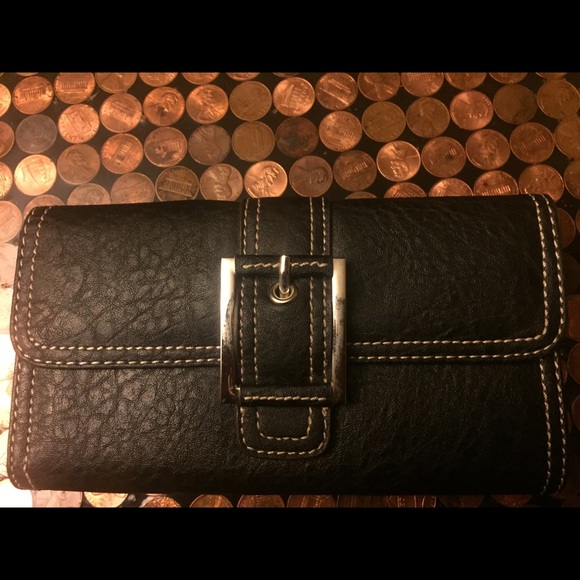 Black wallet