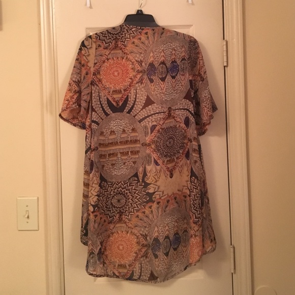 Floral Kimono - Picture 2 of 3