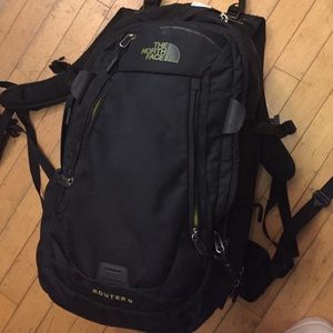 North face backpack with built in chager