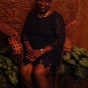 Meet your Posher, Leslie