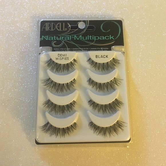 4 pairs of Natural Wispies Black Eyelashes