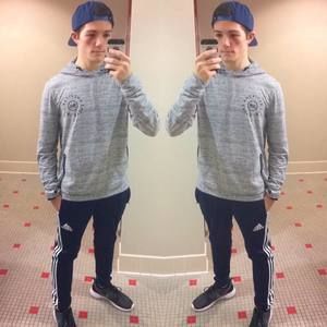 Meet your Posher, Eric