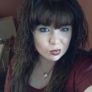 Meet your Posher, Noelle