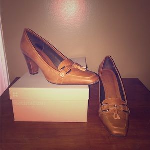 Naturalizer Block heel dress shoe