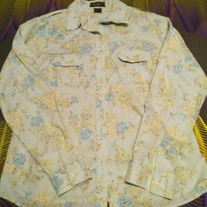 Eddie Bauer Long Sleeved Button Down Floral